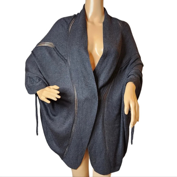 Lululemon Cashmere Blend Breeze Easy Grey Wrap Estimated Size Medium - Picture 2 of 16